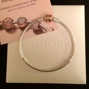 Pandora rose gold clasp 7inch charm bracelet